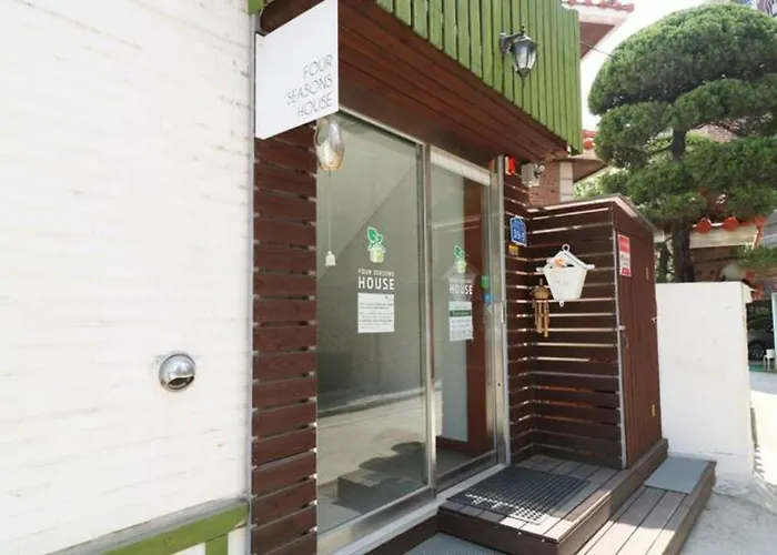 Guest house Four Seasons House Seoul